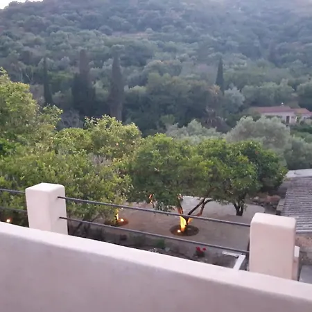 Casa de Férias Diamoni Afroditi Two For Max 6 Persons Karavás