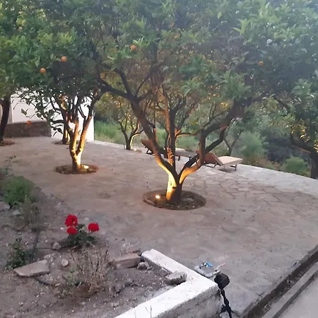 Diamoni Afroditi Two For Max 6 Persons * Karavás