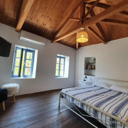 Diamoni Afroditi Two For Max 6 Persons Karavás