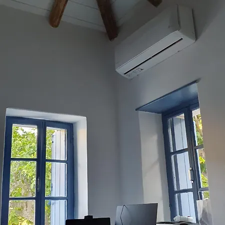 Diamoni Afroditi Two For Max 6 Persons *