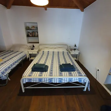 Diamoni Afroditi Two For Max 6 Persons * Karavás