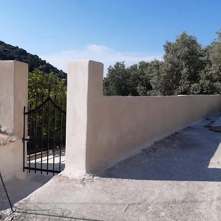 Casa de Férias Diamoni Afroditi Two For Max 6 Persons *